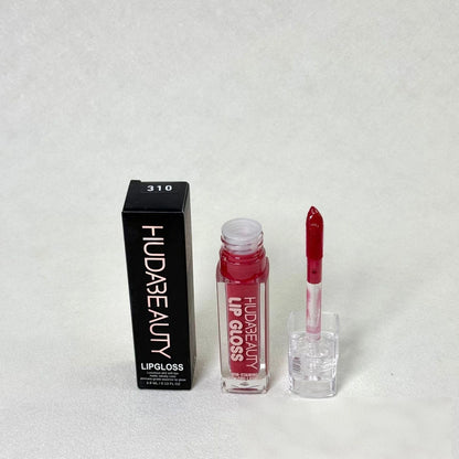 Huda Beauty Moisturizing Mirror Lip Gloss