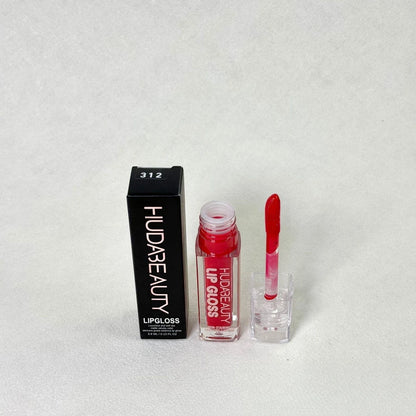 Huda Beauty Moisturizing Mirror Lip Gloss