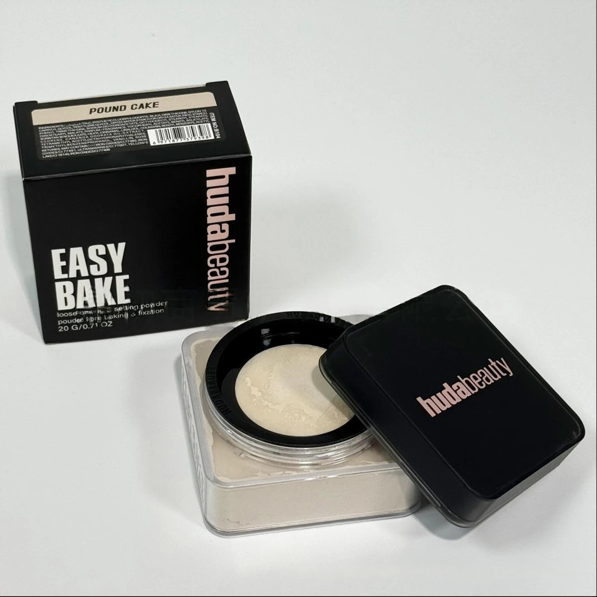 Huda Beauty Easy Bake Loose Baking & Setting Powder
