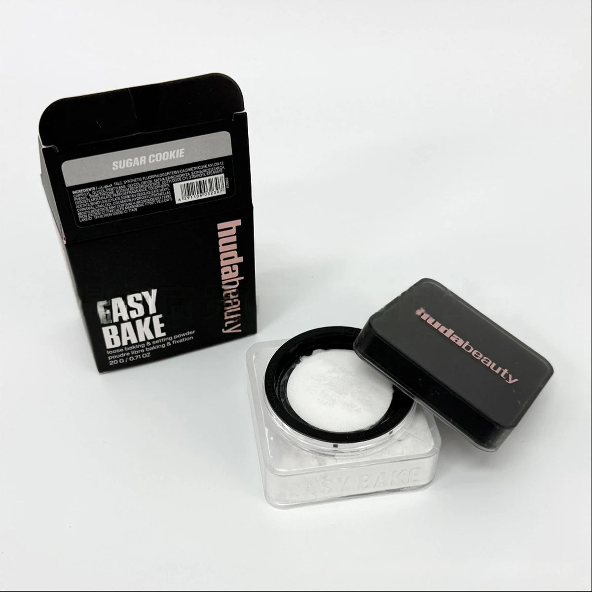 Huda Beauty Easy Bake Loose Baking & Setting Powder