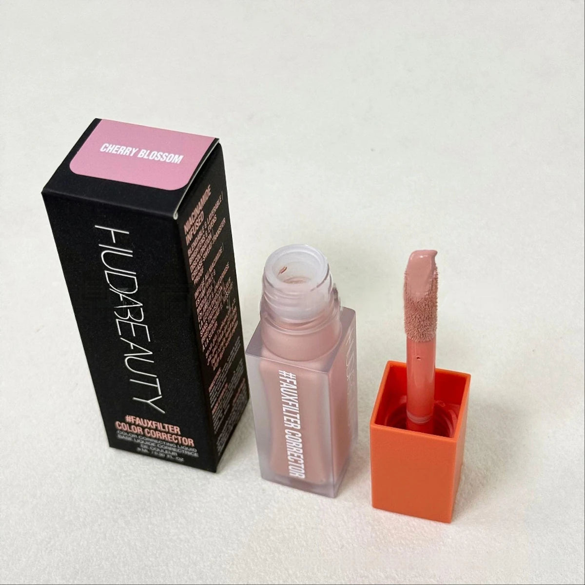 Huda Beauty #FauxFilter Under Eye Concealer