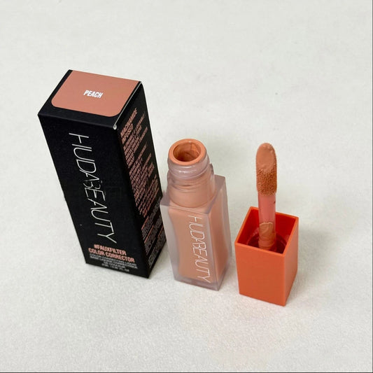 Huda Beauty #FauxFilter Under Eye Concealer